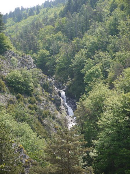 Cascade dans les gorges de Trevezel
