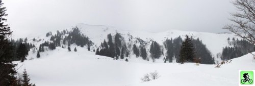Panorama
 du crêt de la goutte en hiver