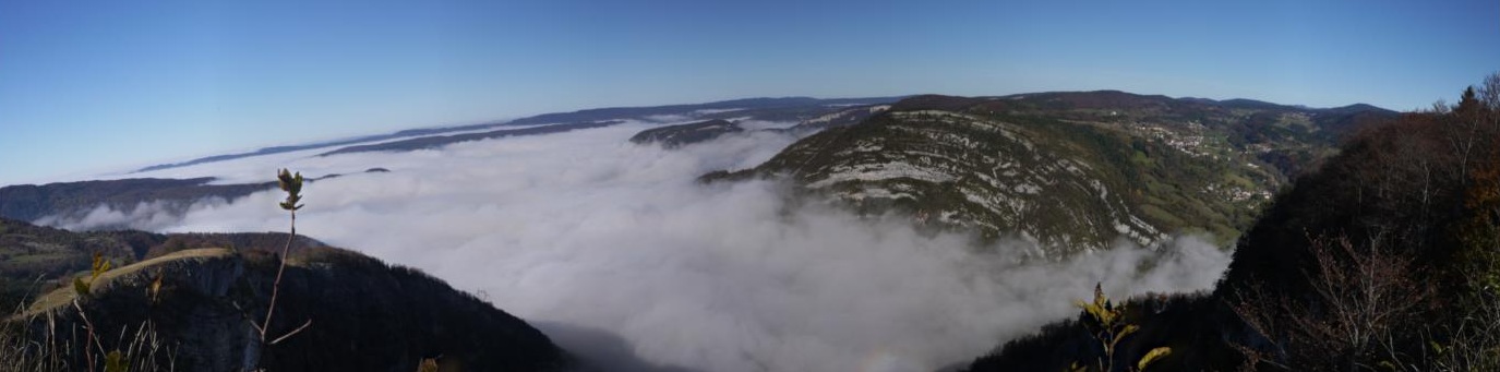 panorama depuis le belvédère de la Roche Blanche, 1140 m